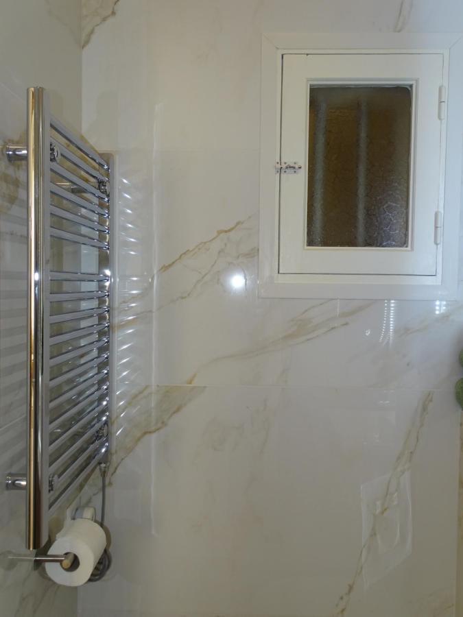 Augustins Fountain Studio Cosy Aix Centre Historique A 3 Minutes De Cours Mirabeau -Wifi-Smart Tv-Rue Calme Aix-en-Provence Buitenkant foto
